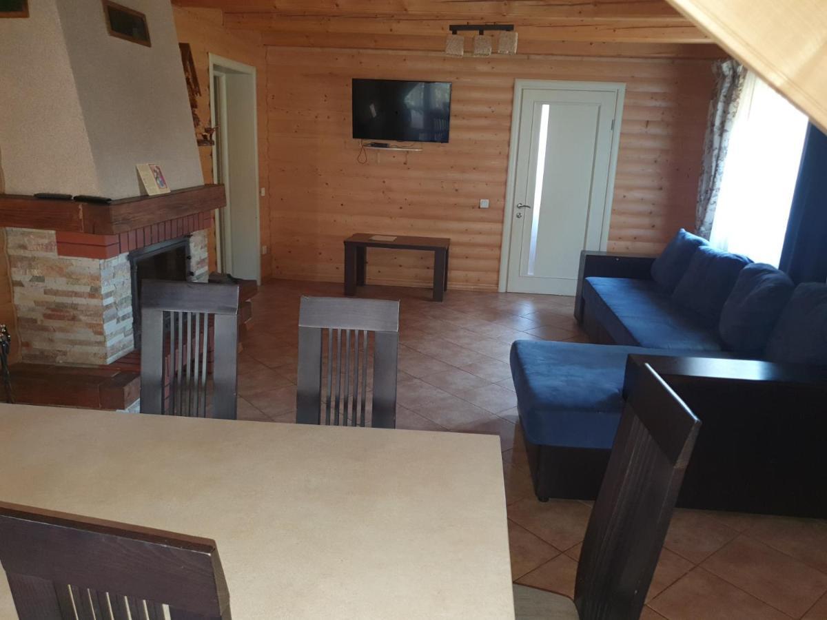 Chalet 888 Cottages 팔리아니츠야 외부 사진