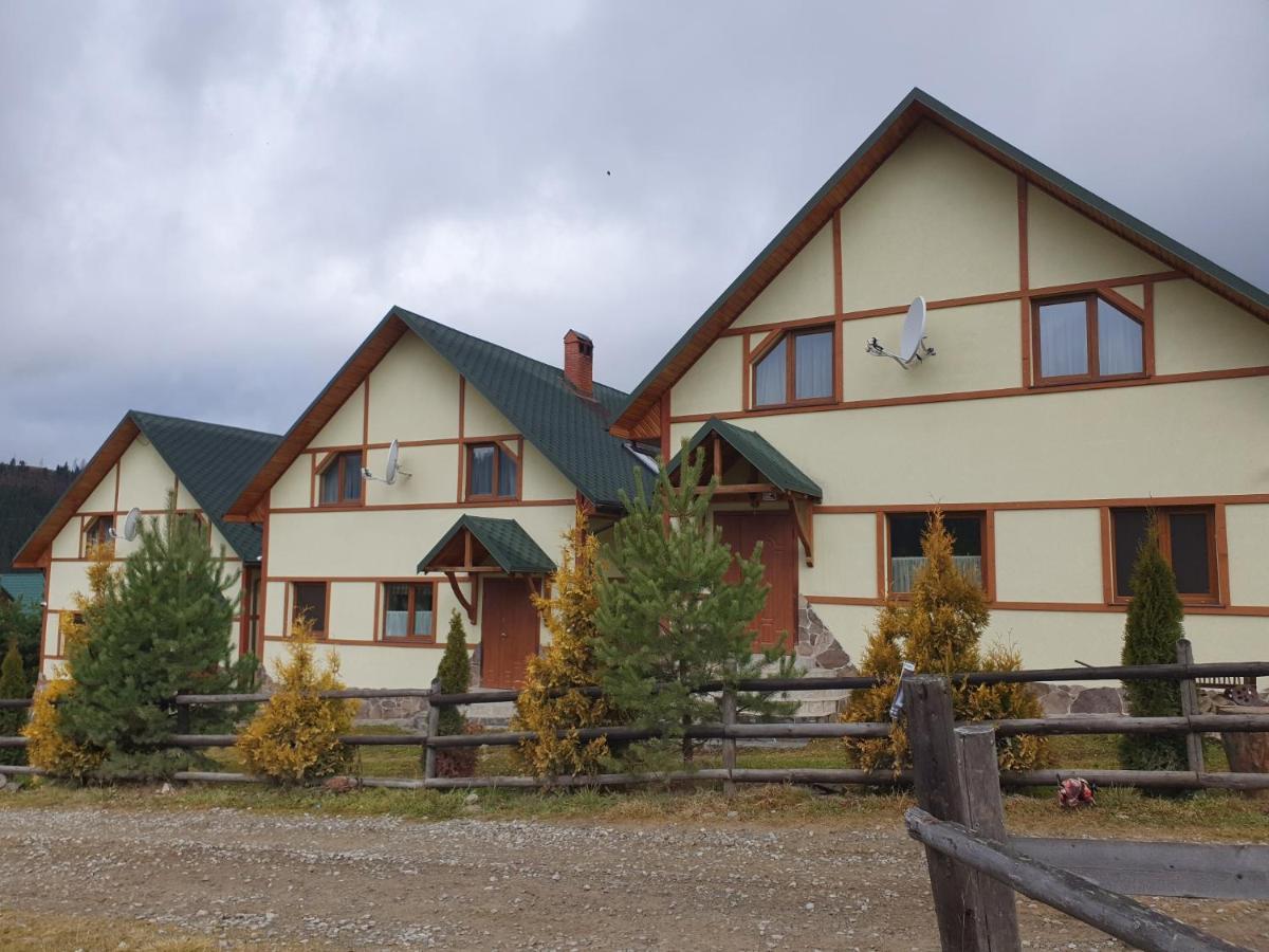 Chalet 888 Cottages 팔리아니츠야 외부 사진