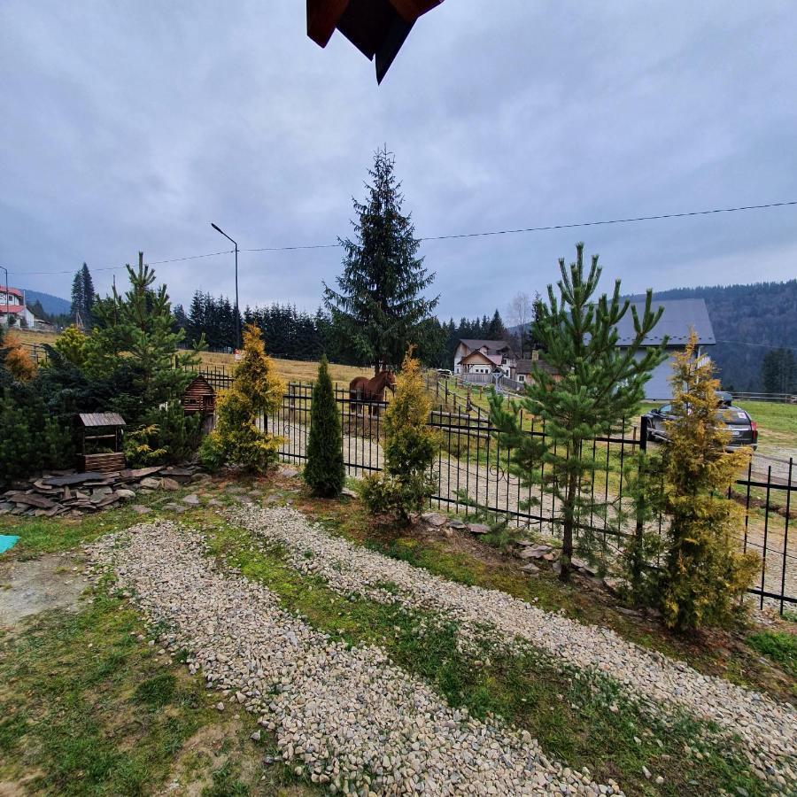 Chalet 888 Cottages 팔리아니츠야 외부 사진