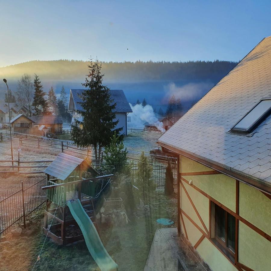 Chalet 888 Cottages 팔리아니츠야 외부 사진
