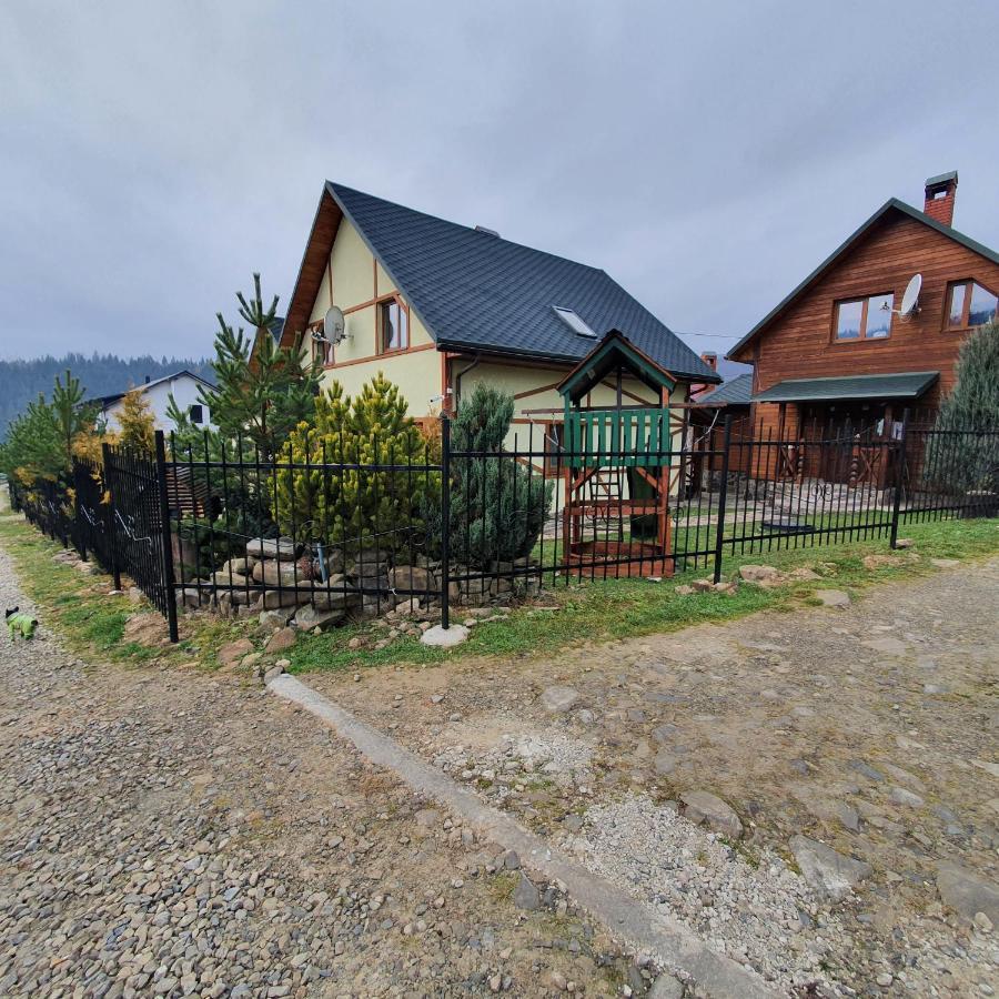 Chalet 888 Cottages 팔리아니츠야 외부 사진