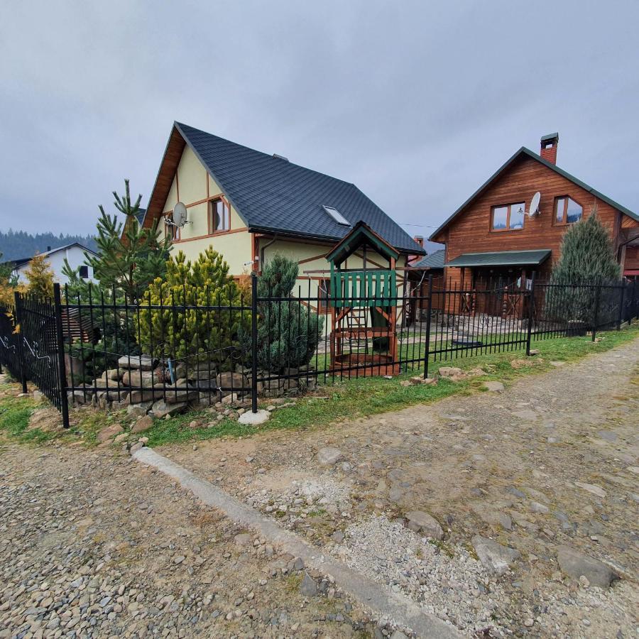 Chalet 888 Cottages 팔리아니츠야 외부 사진