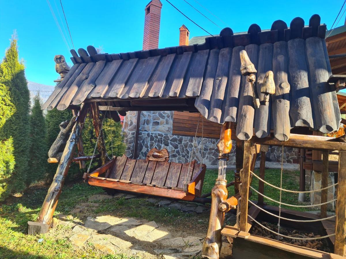 Chalet 888 Cottages 팔리아니츠야 외부 사진
